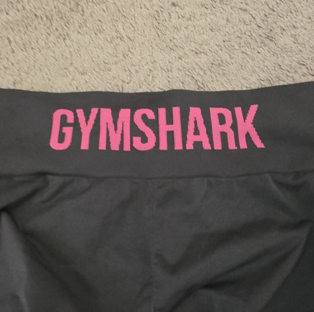 Gymshark Black Leggings with Vibrant Pink Logo
